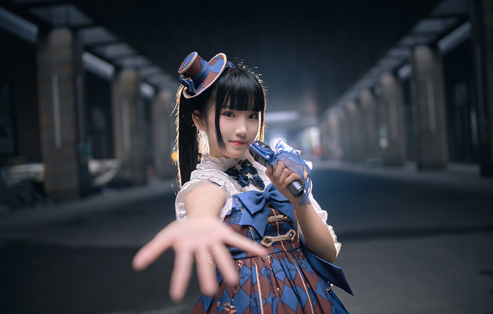 从甜美笑颜到百变角色:深度解析 Coser 名濑弥七的多维魅力密码