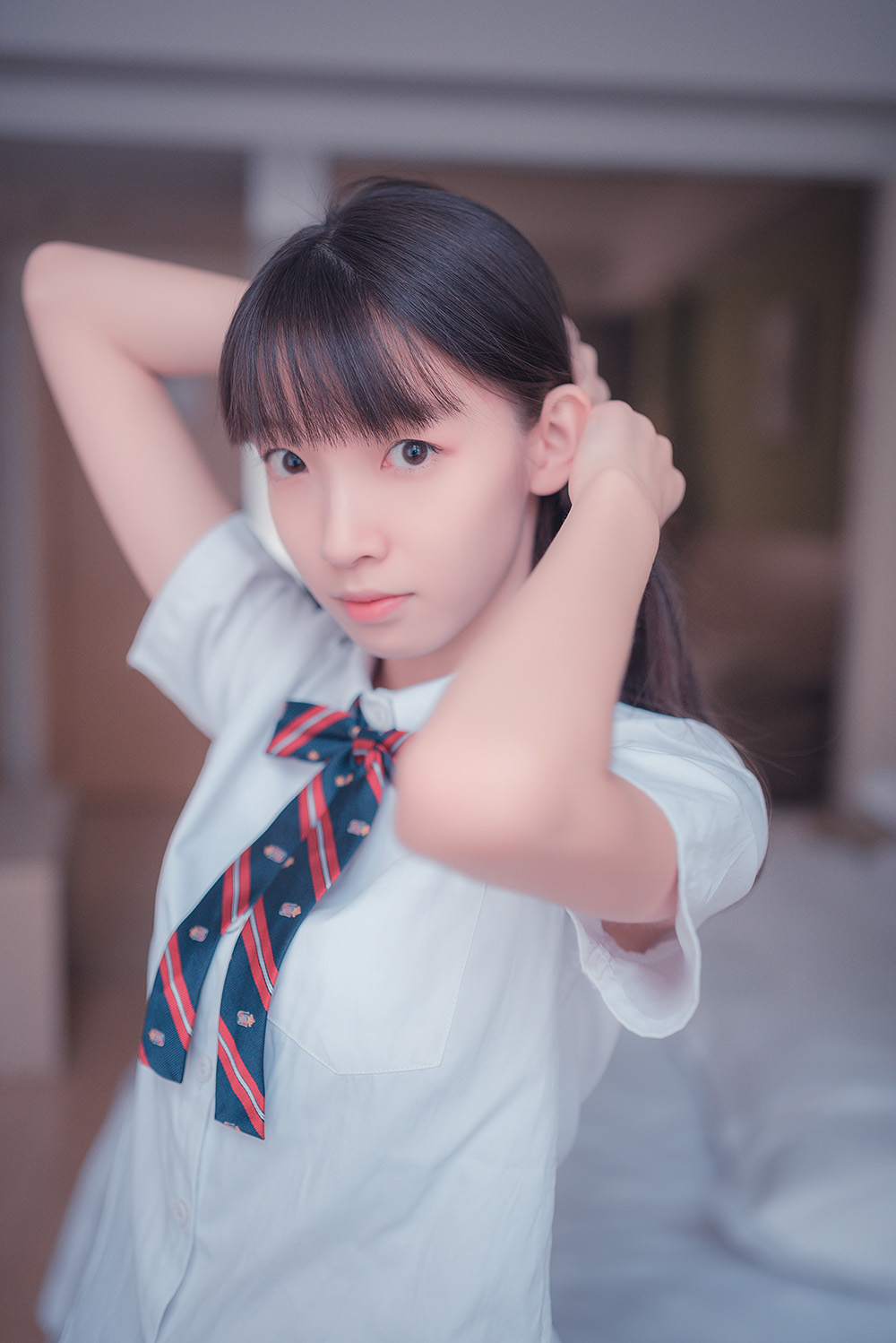 从校园女神到次元女神!祖木子凭 “漫画腿” 火出圈
