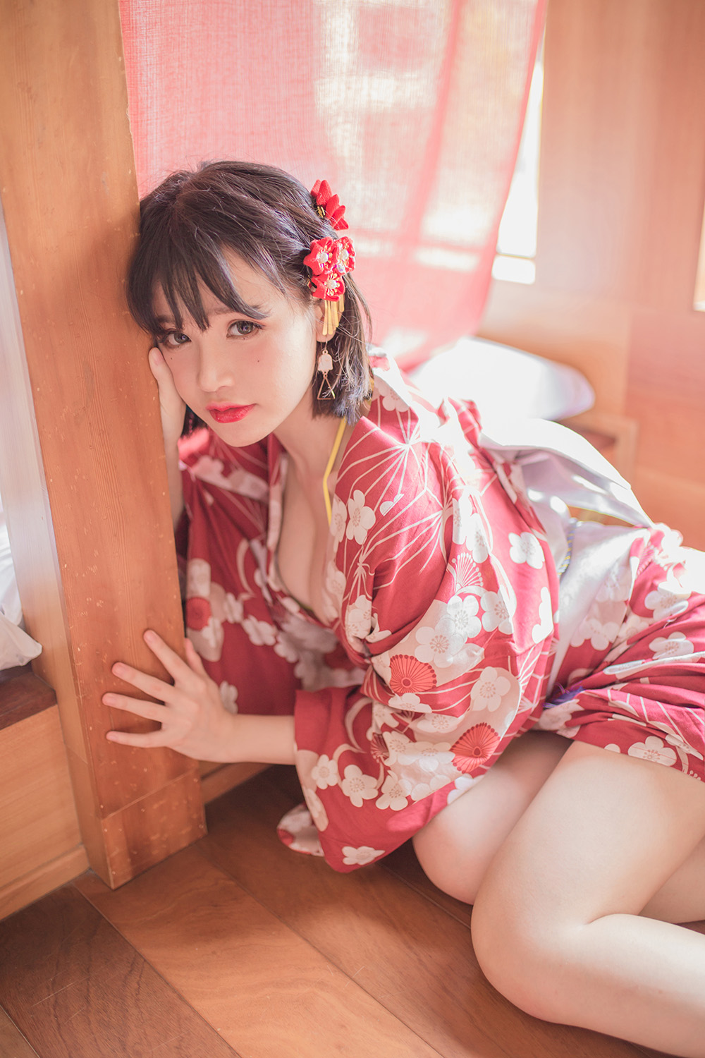 Yoko宅夏:二次元世界的魅力小精灵