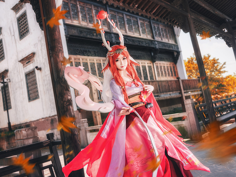 🔥家人们谁懂啊!yui 金鱼这二次元精灵直接杀疯 cos 圈!每一套造型都美到心巴上!!