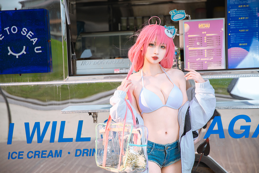 探秘瓦斯塔亚小龙虾:次元世界的魅力 Coser