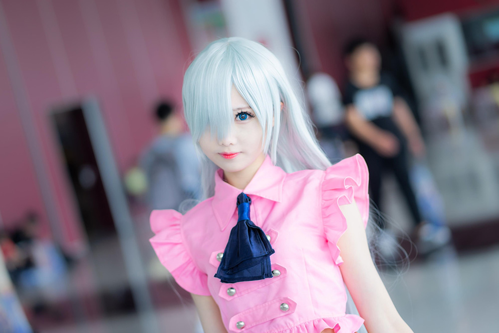 绝美还原!羽天shine带你领略Cosplay的魅力暴击
