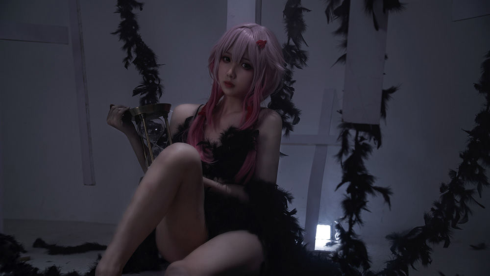 走进 Coser 小和甜酒的奇幻世界
