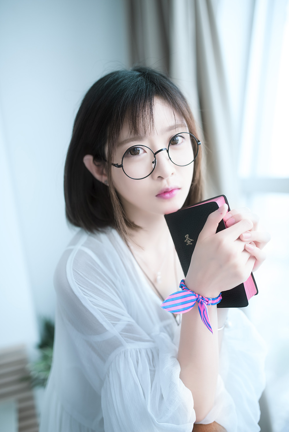 🔥从 Chinajoy 甜妹到游戏直播女王!这位青岛大嫚如何用十年逆袭成顶流 Coser?