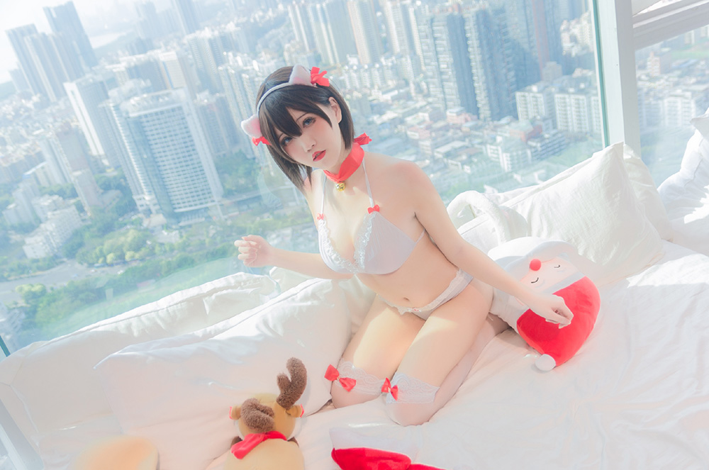 阿薰kaOri凭什么火?短发女王 + 百变 cos,看完直接垂直入坑!