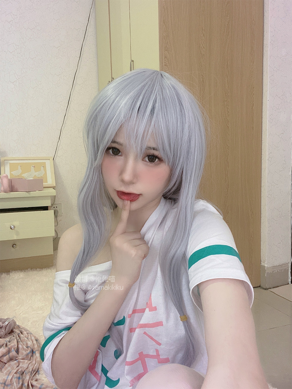 快来认识超火的二次元大神:倦倦喵,带你沉浸式逛她的奇妙世界!