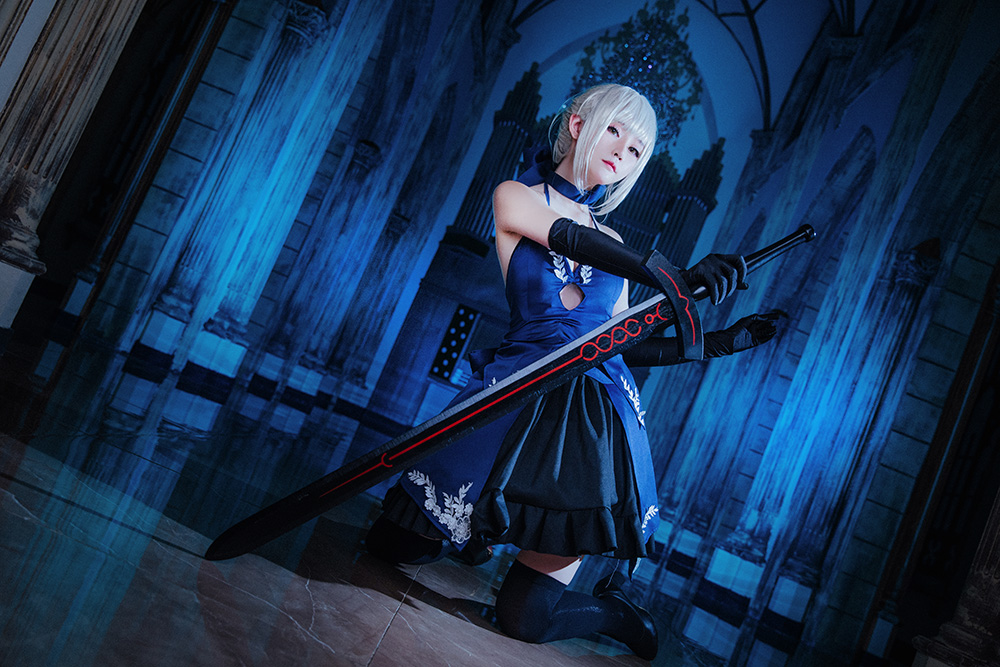 🔥家人们谁懂啊!yui 金鱼这二次元精灵直接杀疯 cos 圈!每一套造型都美到心巴上!!