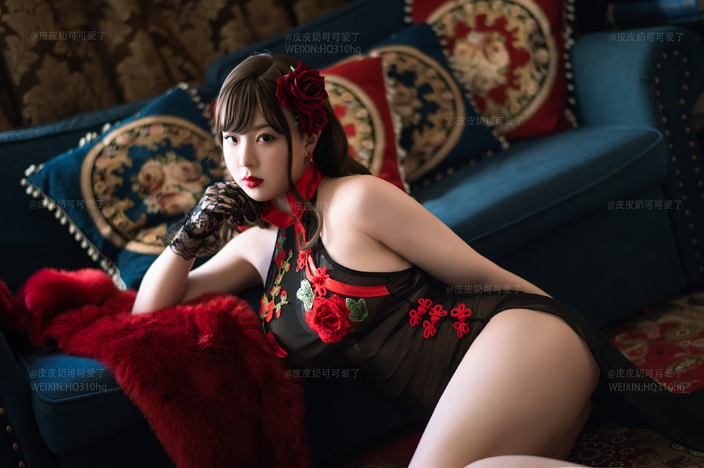 从厂妹到 C 圈顶流!肉感女神皮皮奶的逆袭封神之路