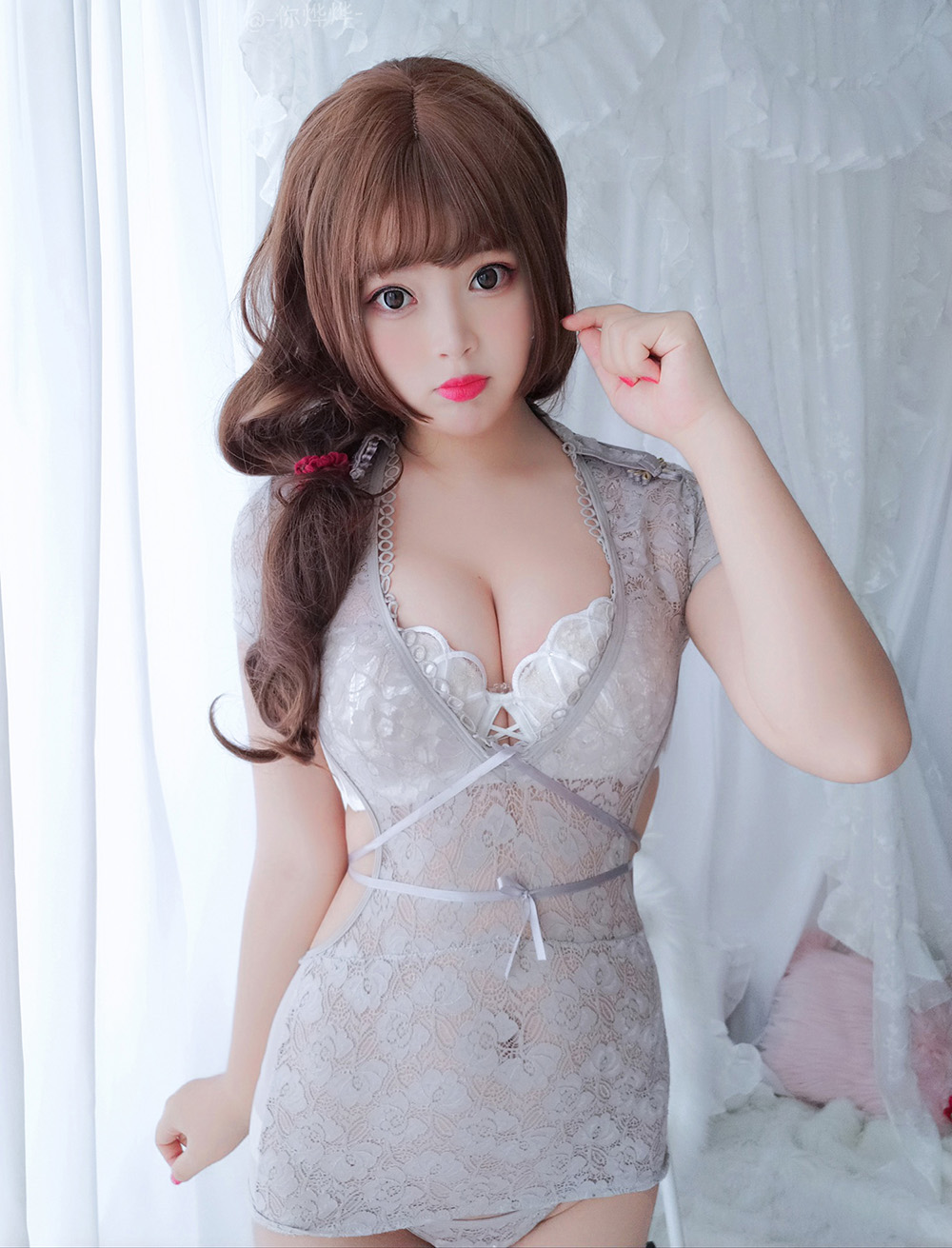 一眼沦陷!这个把角色 “焊在身上” 的Coser,让百万网友疯狂点赞白烨