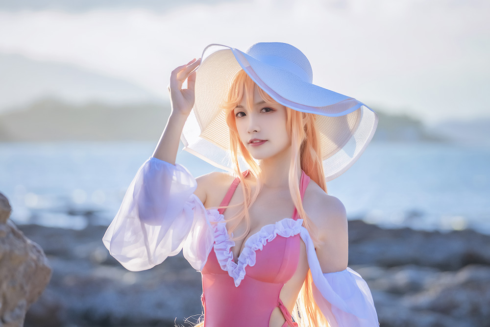 当176cm御姐穿上二次元战袍!这个广东妹子把Cosplay玩成了艺术品