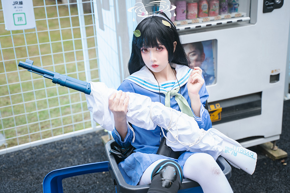 走进 Coser 小和甜酒的奇幻世界