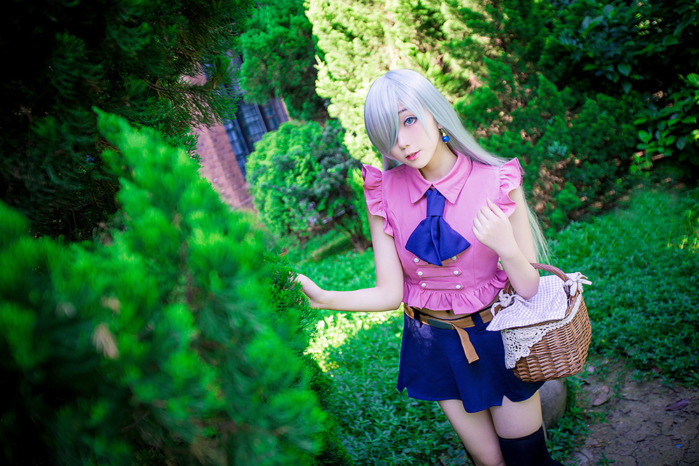 从B站ASMR主播到神级Coser!浅野菌子的双面人生太绝了