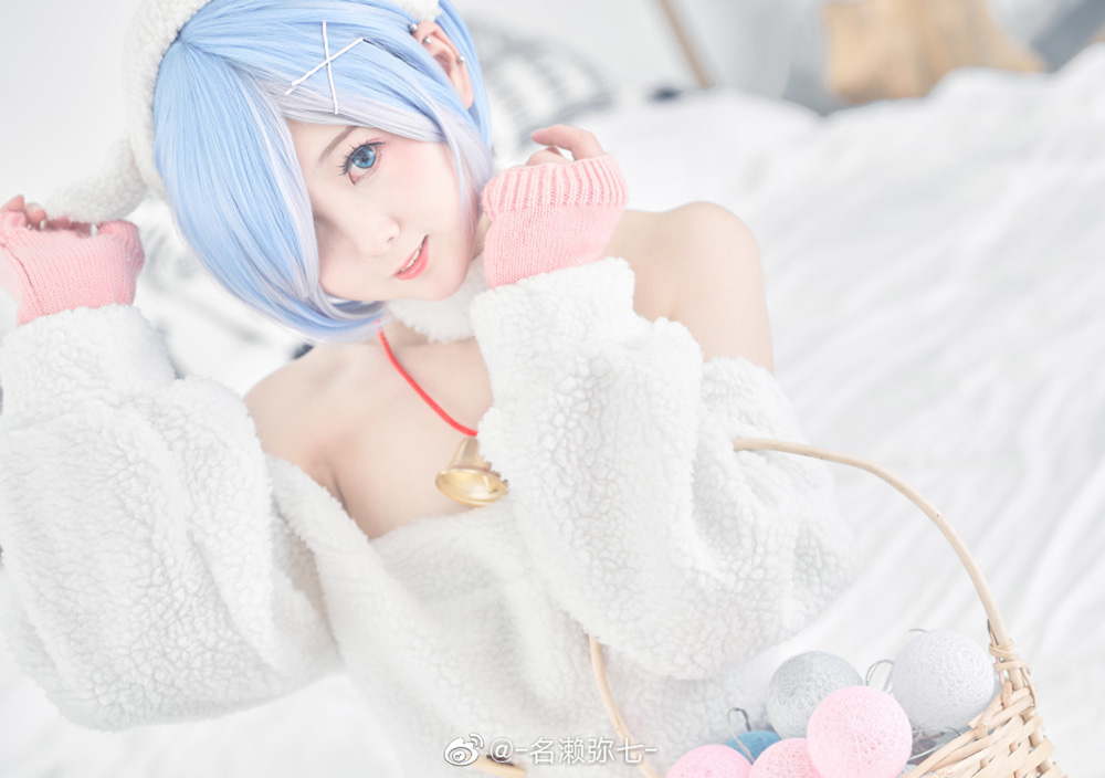 从甜美笑颜到百变角色:深度解析 Coser 名濑弥七的多维魅力密码