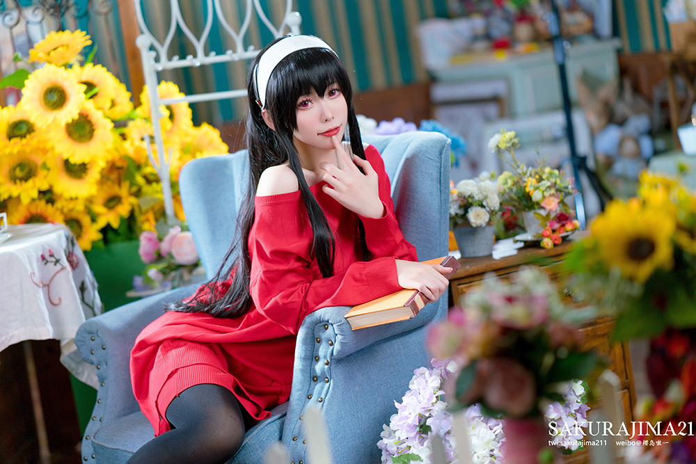 快来认识超火的 Coser 樱岛嗷一!靠真本事火遍全网的二次元女神 