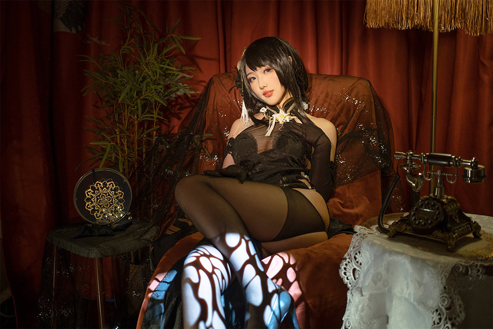 全网刷屏!从霜星到凯尔希,刺青Poi凭神级还原 “屠榜” 二次元