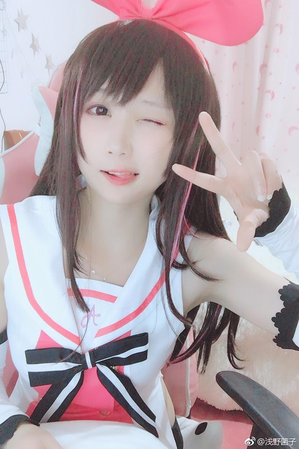 从B站ASMR主播到神级Coser!浅野菌子的双面人生太绝了