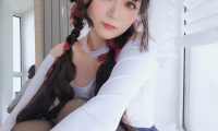 漫圈炸了!白银81新出的 Cos 图刷屏,她的故事比角色还动人