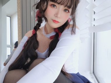 漫圈炸了!白银81新出的 Cos 图刷屏,她的故事比角色还动人