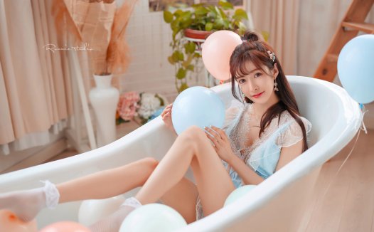 🔥从 Chinajoy 甜妹到游戏直播女王!这位青岛大嫚如何用十年逆袭成顶流 Coser?