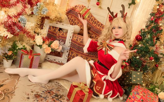 新年宝贝 “大米米球”:用心构建二次元梦幻世界的Coser才女