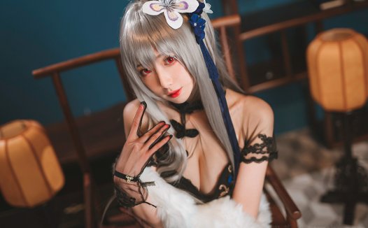 漫展焦点、网络爆款!封疆疆v的 cos 世界,谁能不爱?