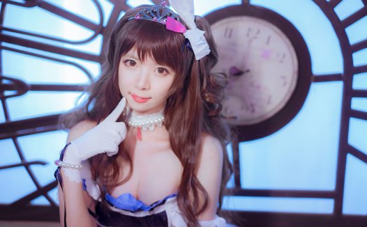 超火 coser 闪月半的故事:因为喜欢,把二次元玩明白了!