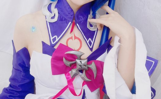 150cm萌妹霸榜二次元!足控天花板Seele麦麦凭什么火出圈?