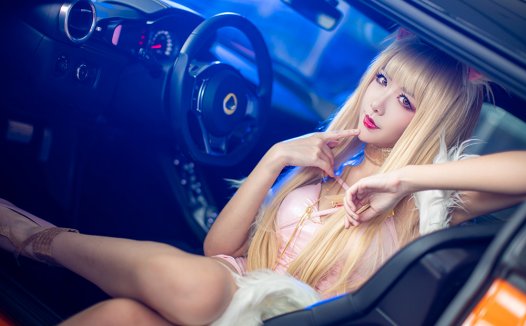 171cm大长腿Coser爆红!源纱希喵喵喵凭啥火遍海内外?