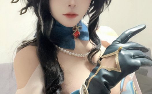 漫展惊现 “人形自走建模”!这位Coser一出场,百万网友狂刷 “这是能免费看的吗?”