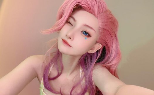 爆火出圈的Coser“魔王”在下萝莉控ii!从被质疑到坐拥 430 万粉丝,她凭什么?